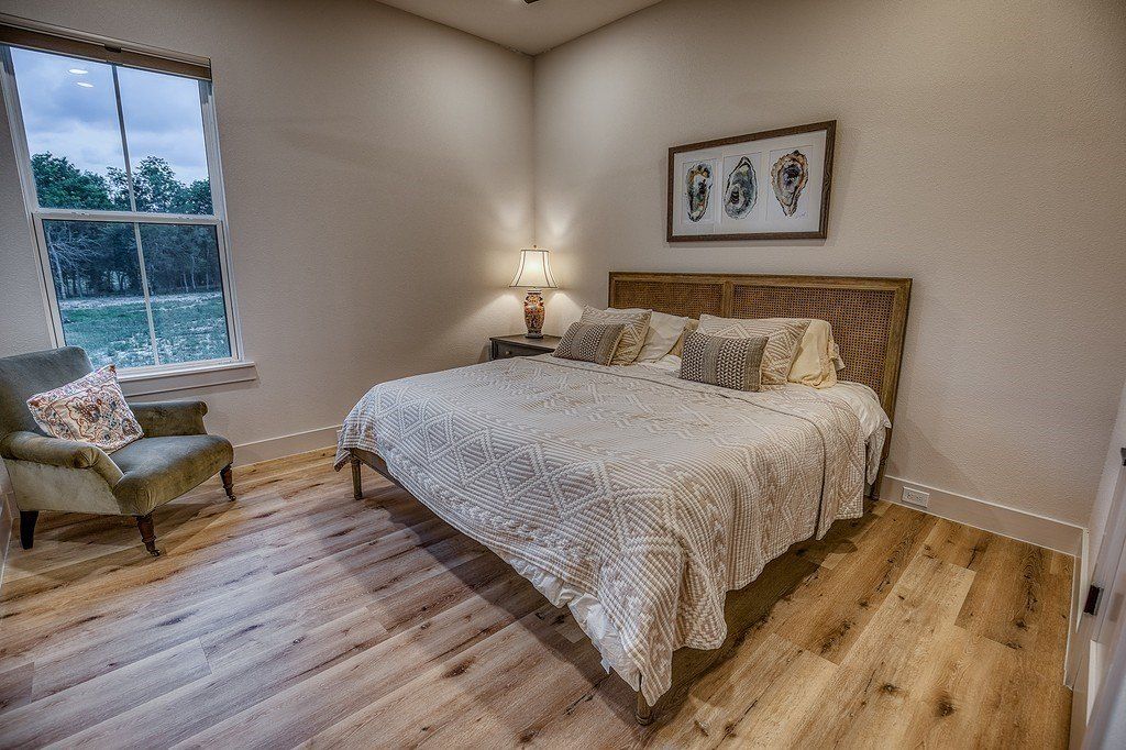 10444 Winding Branch. Chappell Hill, TX 77426