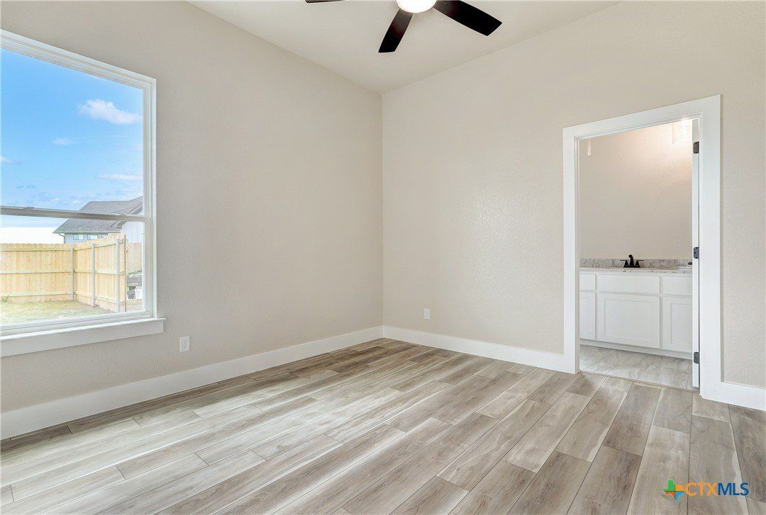 6919 Cherry Laurel. Salado, TX 76571