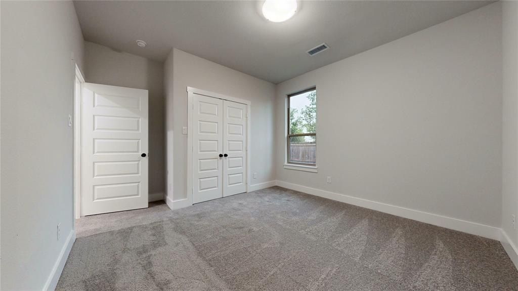 6835 Rutland Drive. Arlington, TX 76002