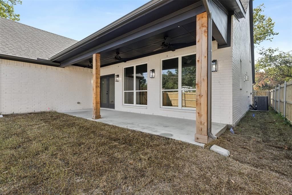 5804 Aton Avenue. Westworth Village, TX 76114