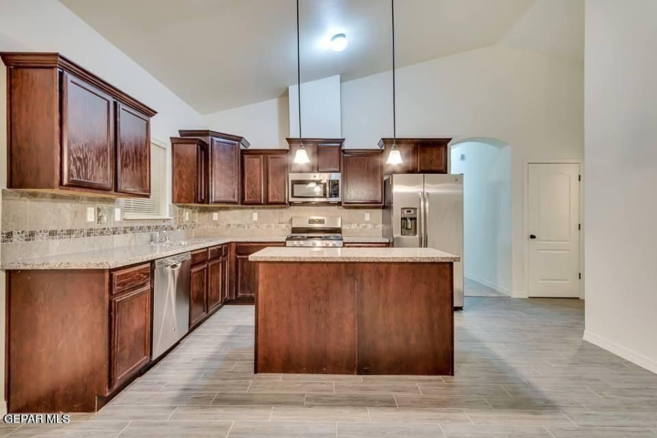 13804 Vicky Brewer Avenue. El Paso, TX 79928