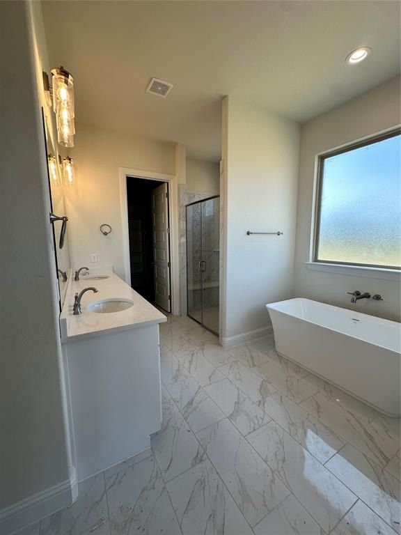 215 Stuart Street. Paradise, TX 76073