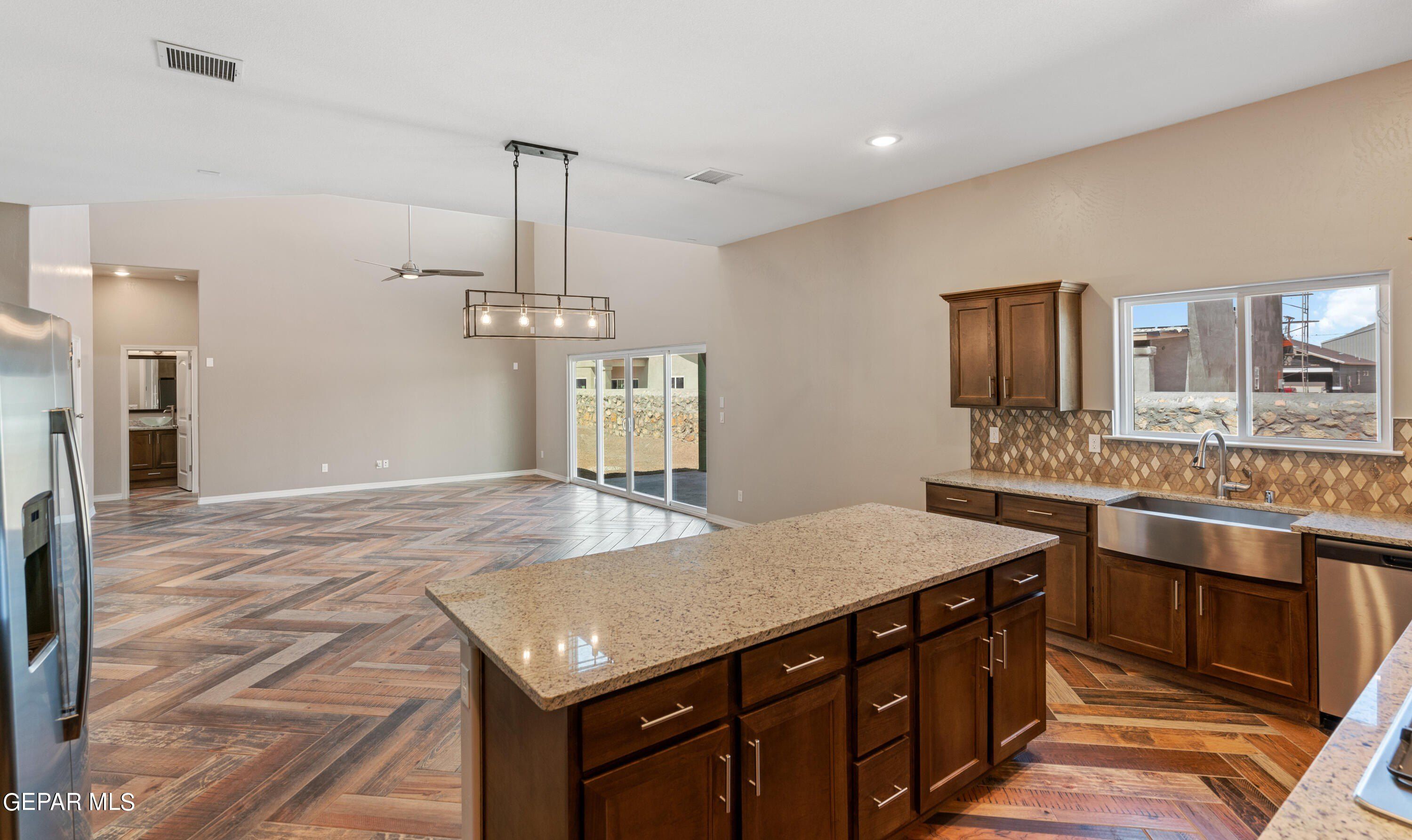 415 Masoud Court. El Paso, TX 79932