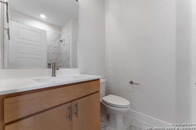 127 N Swiss. San Antonio, TX 78202