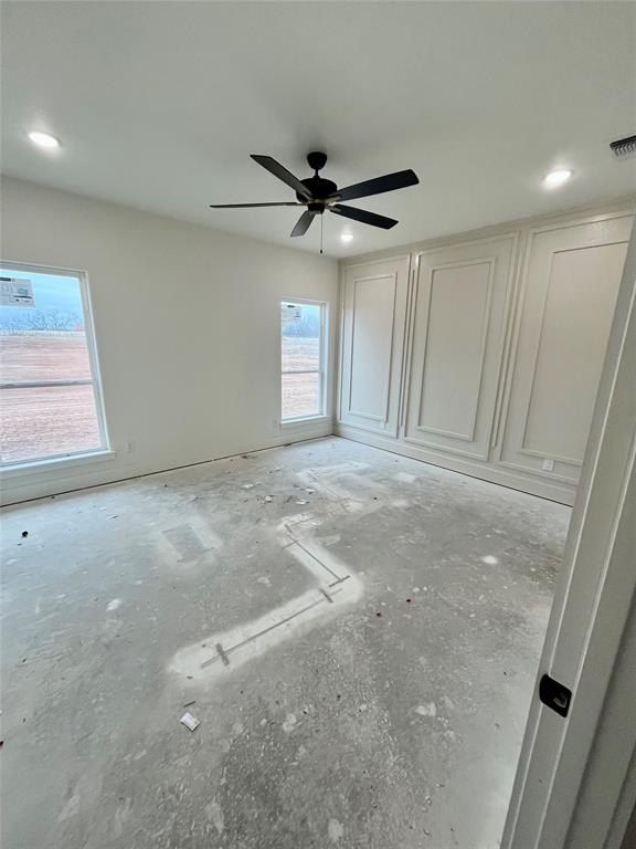 209 Jimmy Lane. Millsap, TX 76066