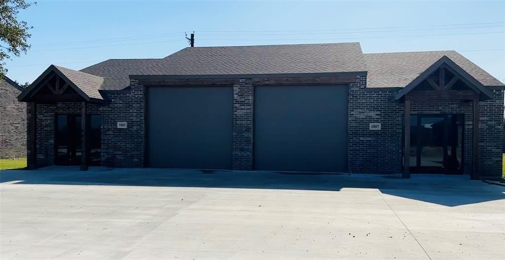 2211 Zion Hill Road. Weatherford, TX 76088