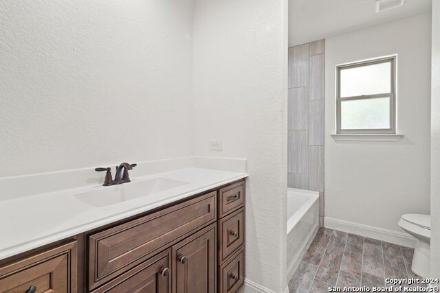 140 Great Oaks Blvd. La Vernia, TX 78121