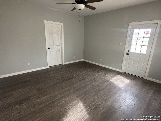 5010 Lucinda. San Antonio, TX 78221
