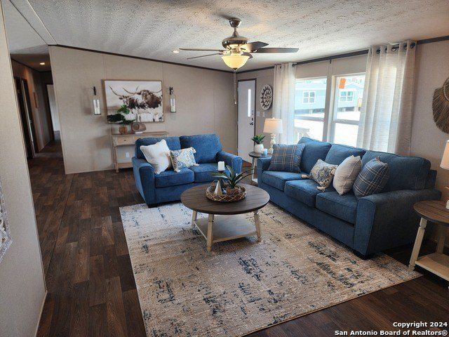 1214 Deer Run Pass. Canyon Lake, TX 78133