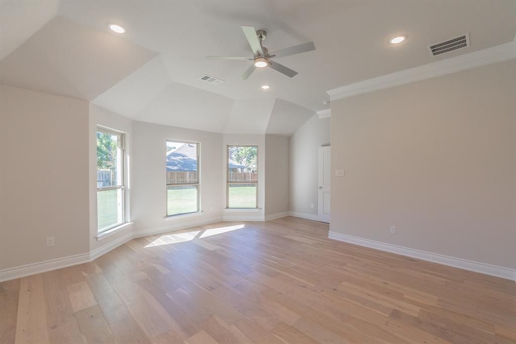 609 Keel Way. Azle, TX 76020