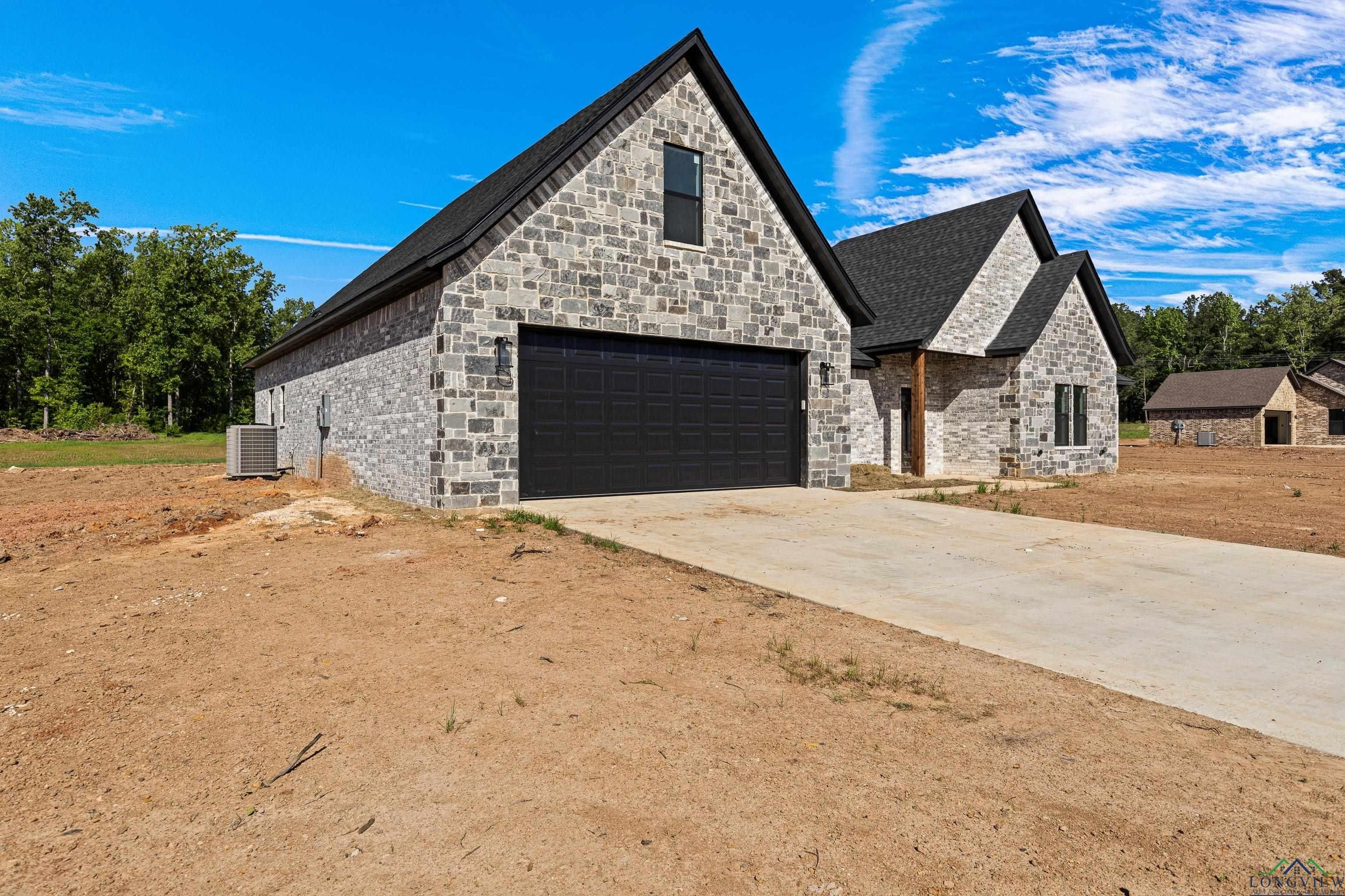 178 Big Oaks Rd. Kilgore, TX 75662