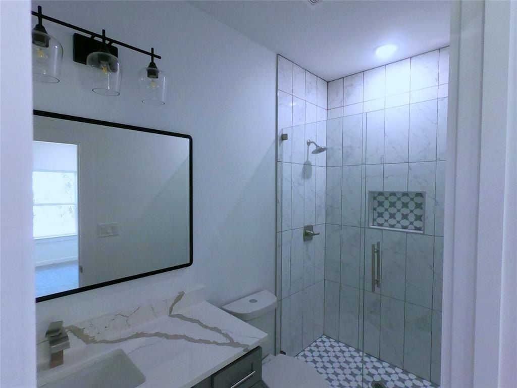 271 11Th Street. Paris, TX 75460