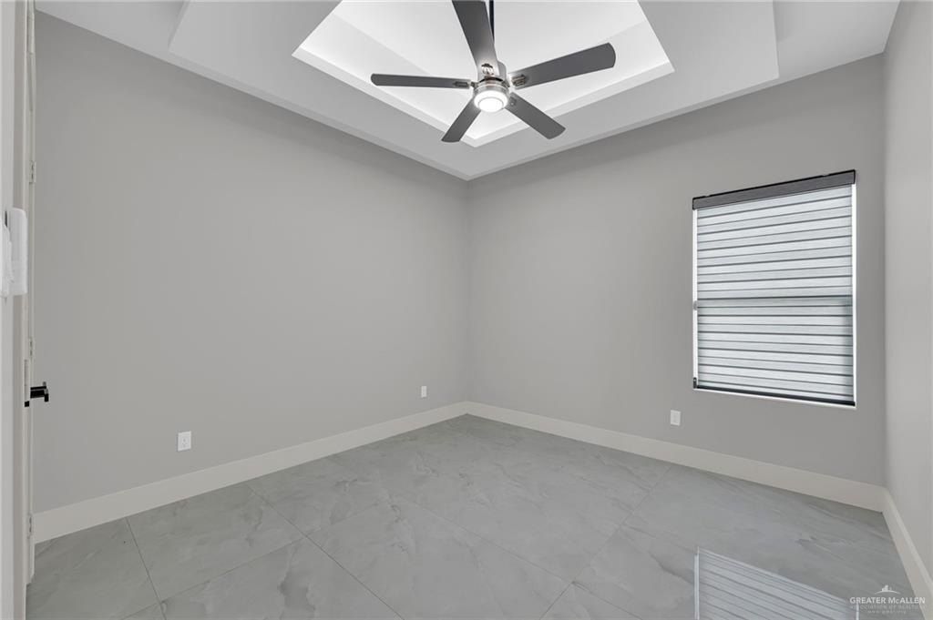 3005 N Alyna Avenue. Edinburg, TX 78541