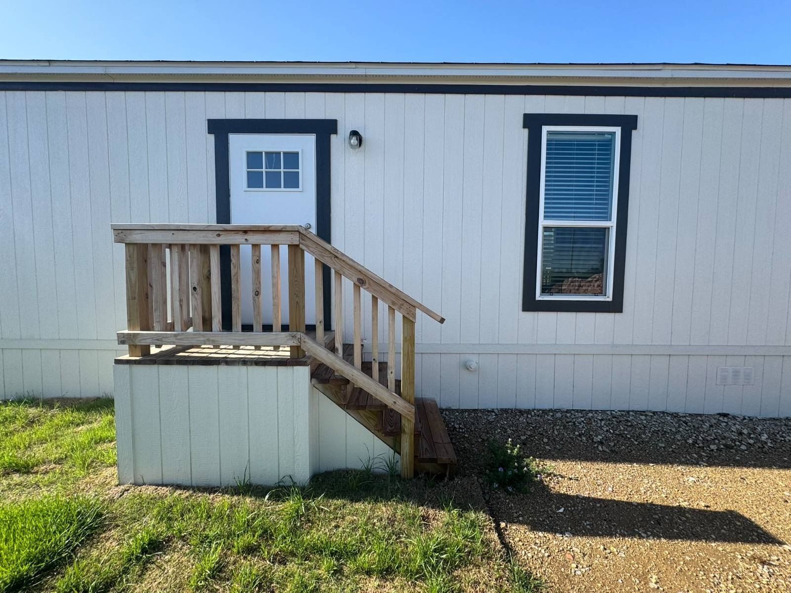 11 Maxito Lane. Crowley, TX 76036