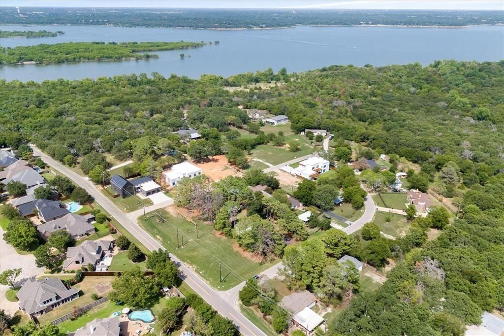 1063 Westpark Circle S. Southlake, TX 76092