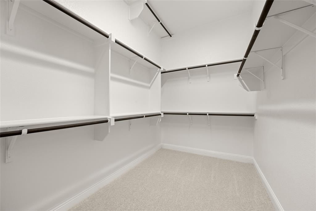 1616 Olympia Avenue. Corinth, TX 76208