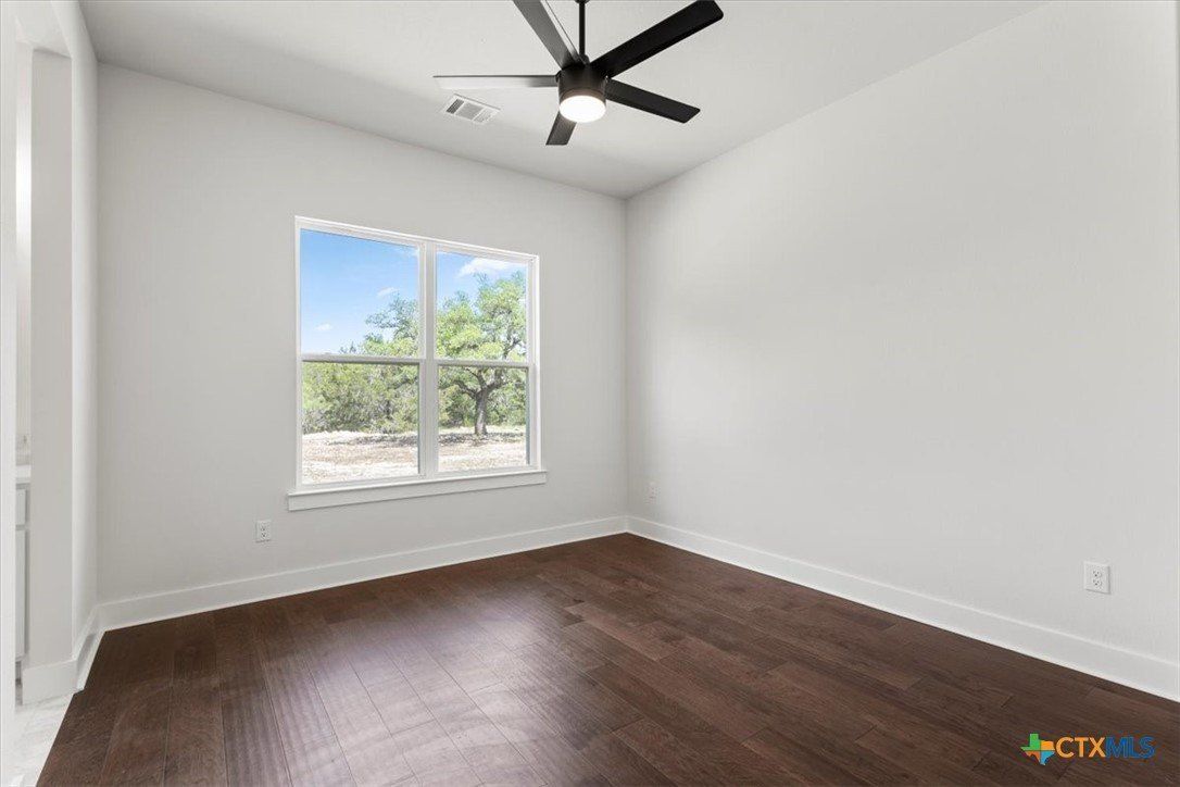 123 Wagon Wheel Trail. Bertram, TX 78605