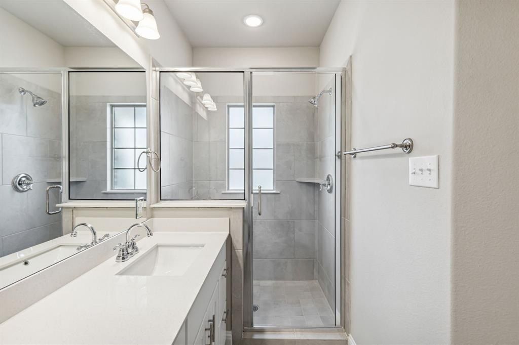 2929 Galveston Street. Plano, TX 75075