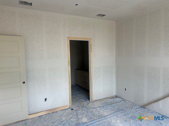 2217 Wooster. Nolanville, TX 76559