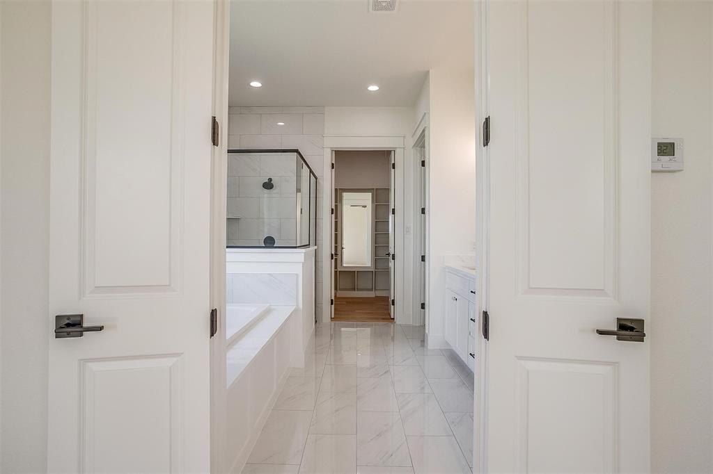 115 Esther Court. Millsap, TX 76066