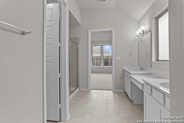 1024 Windflower. New Braunfels, TX 78130
