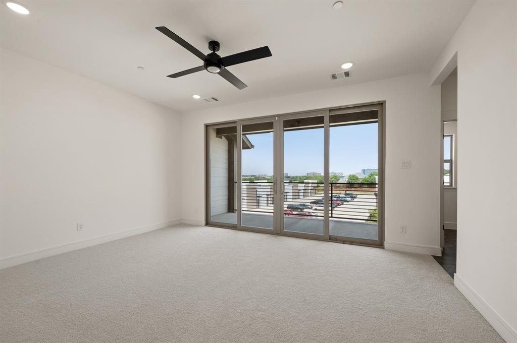 1349 Linkside Drive. Irving, TX 75038
