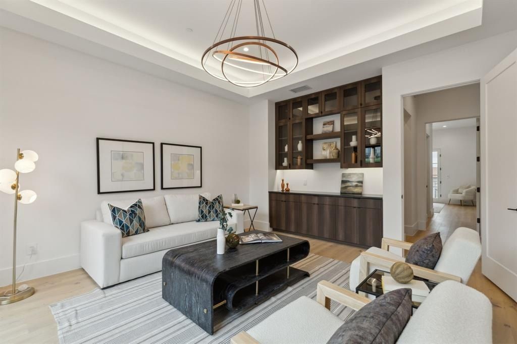 36 Cardona Drive. Westlake, TX 76262