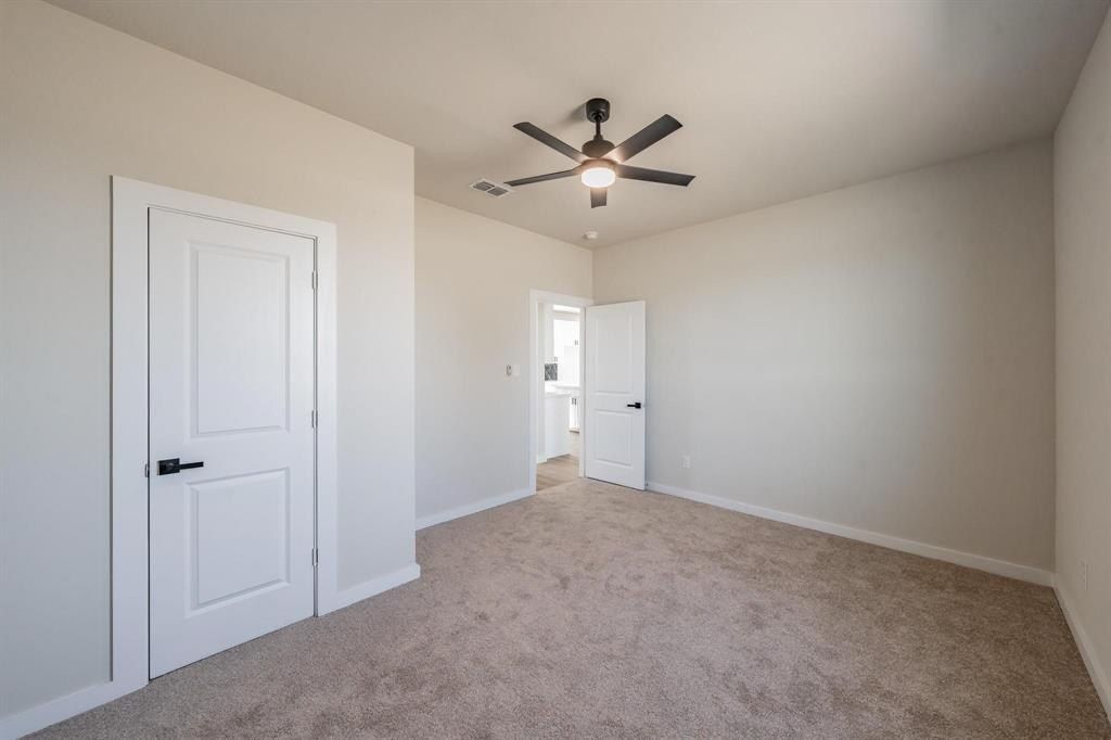 184 Cactus Canyon Drive. Bridgeport, TX 76426