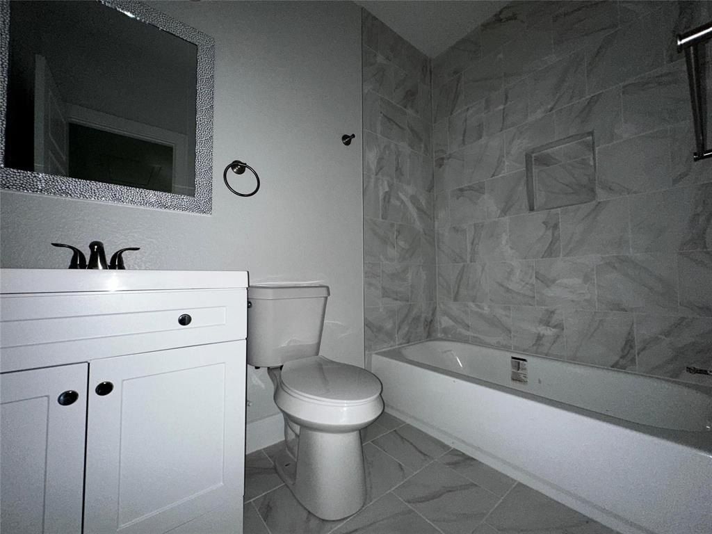 4435 Franklin Street. Lancaster, TX 75134