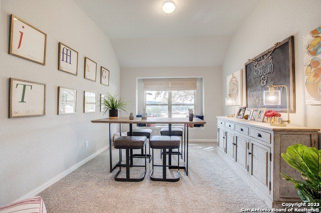 8964 San Carlos. Seguin, TX 78155
