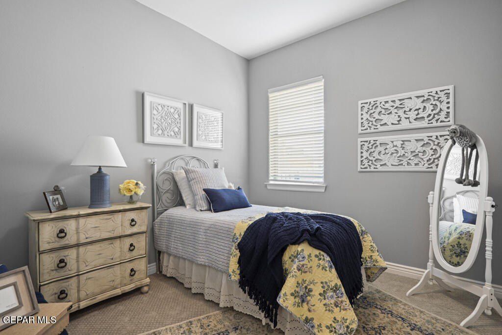 996 Willow River Drive. El Paso, TX 79932