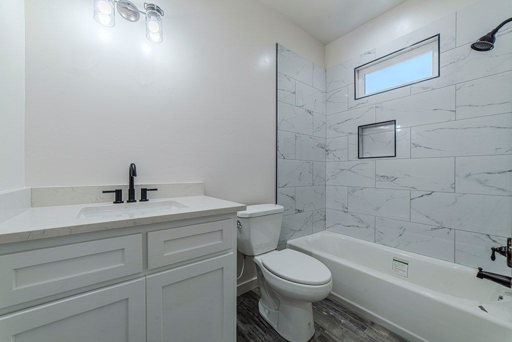 1708 E Main St. Brownfield, TX 79316