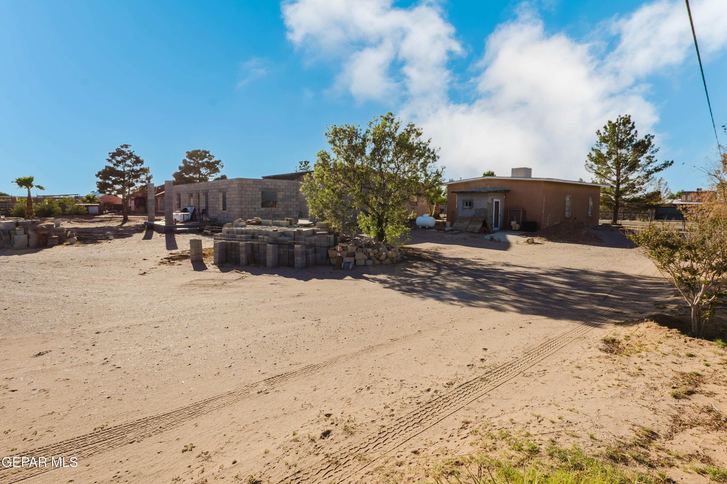 14850 Bocalusa Avenue. El Paso, TX 79928