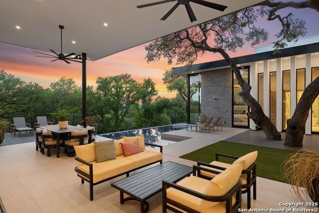 24615 Cliff Line. San Antonio, TX 78257