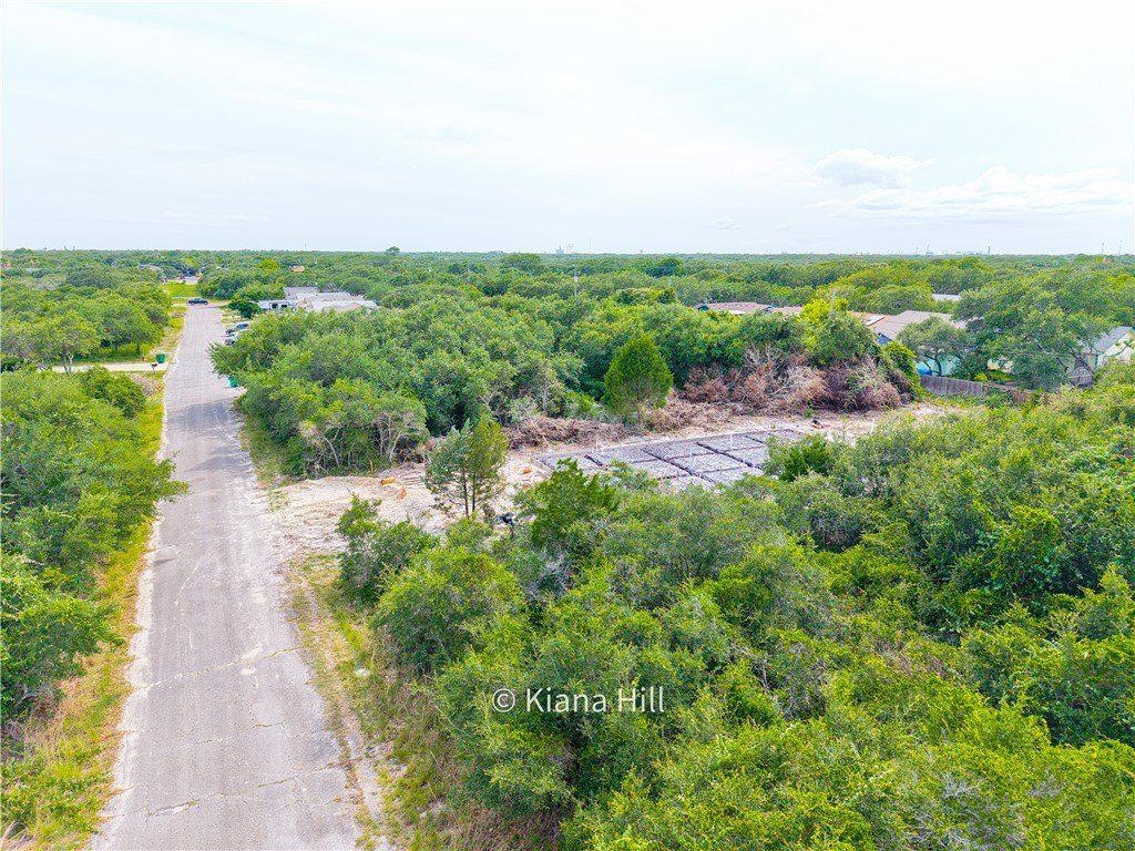 934 S 7Th Street. Aransas Pass, TX 78336