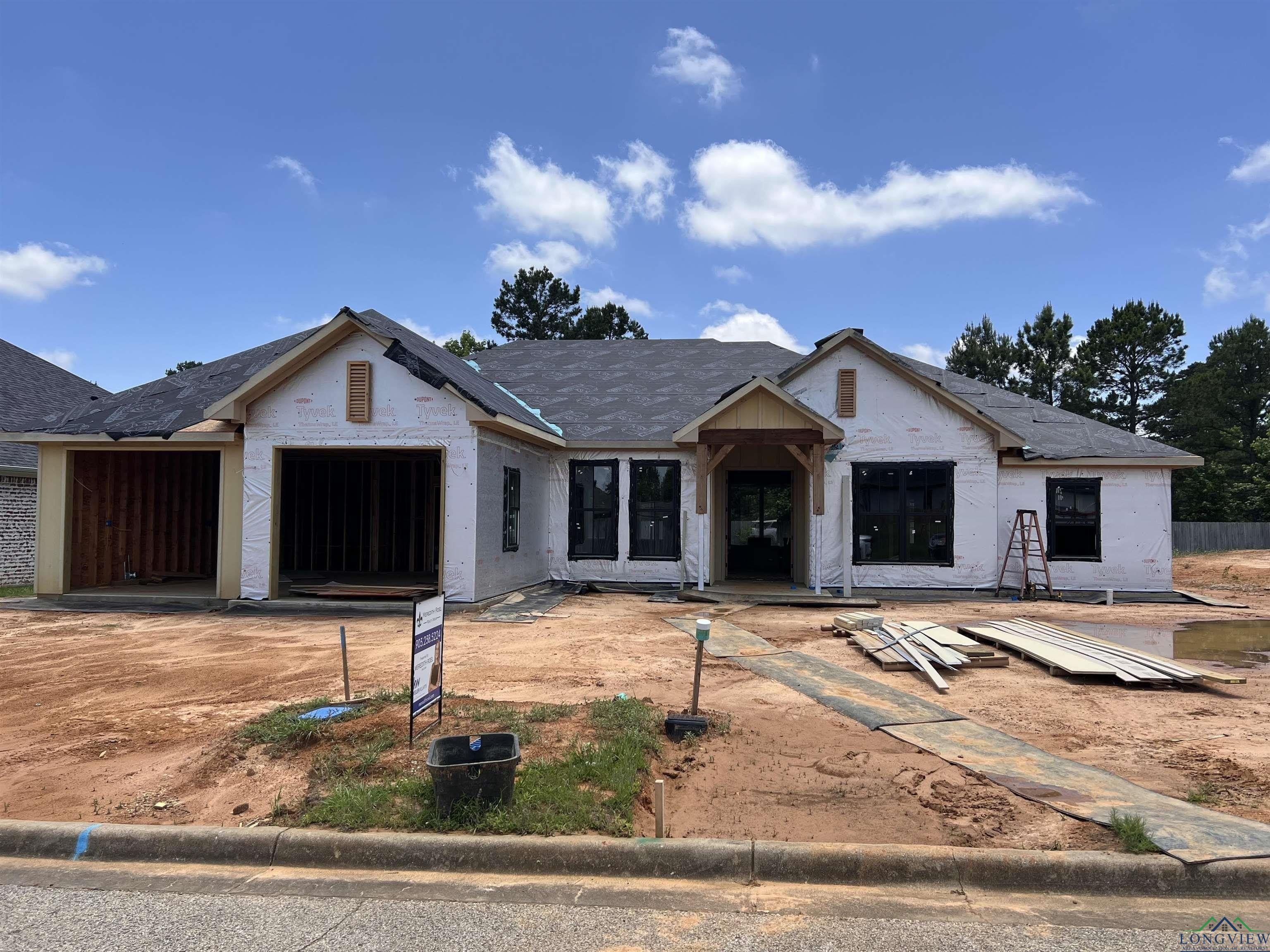 2802 Peregrine Trl. Longview, TX 75605