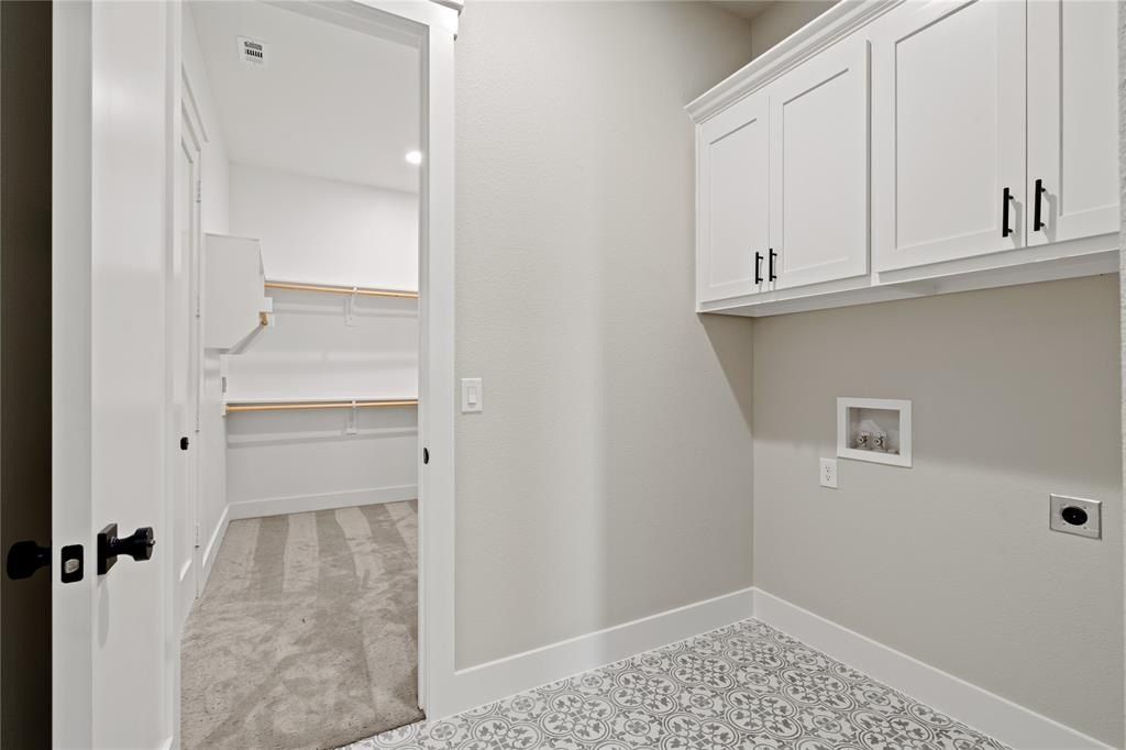 4665 Christie Avenue. Caddo Mills, TX 75135