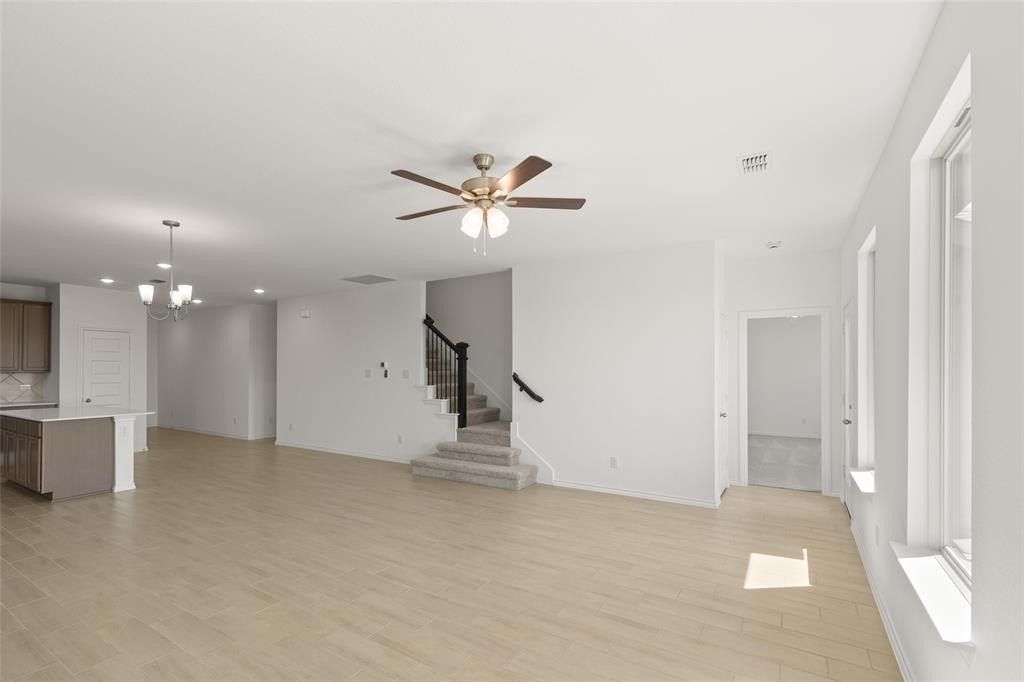 3121 Dixondale Drive. Fort Worth, TX 76108