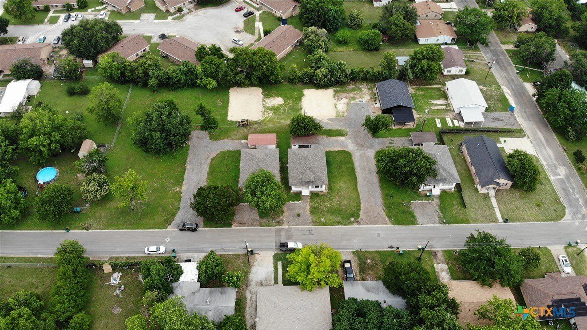 506 E Avenue R. Belton, TX 76513