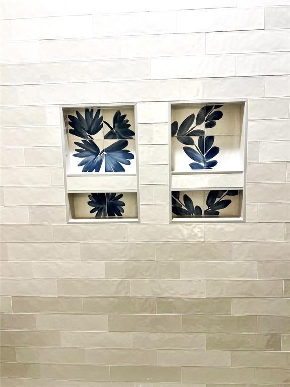 358 Frederick Drive. Robinson, TX 76706