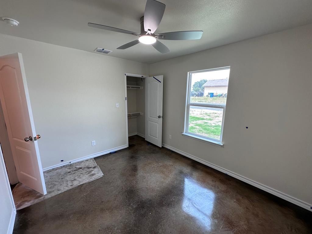 810 W Bates. Beeville, TX 78102