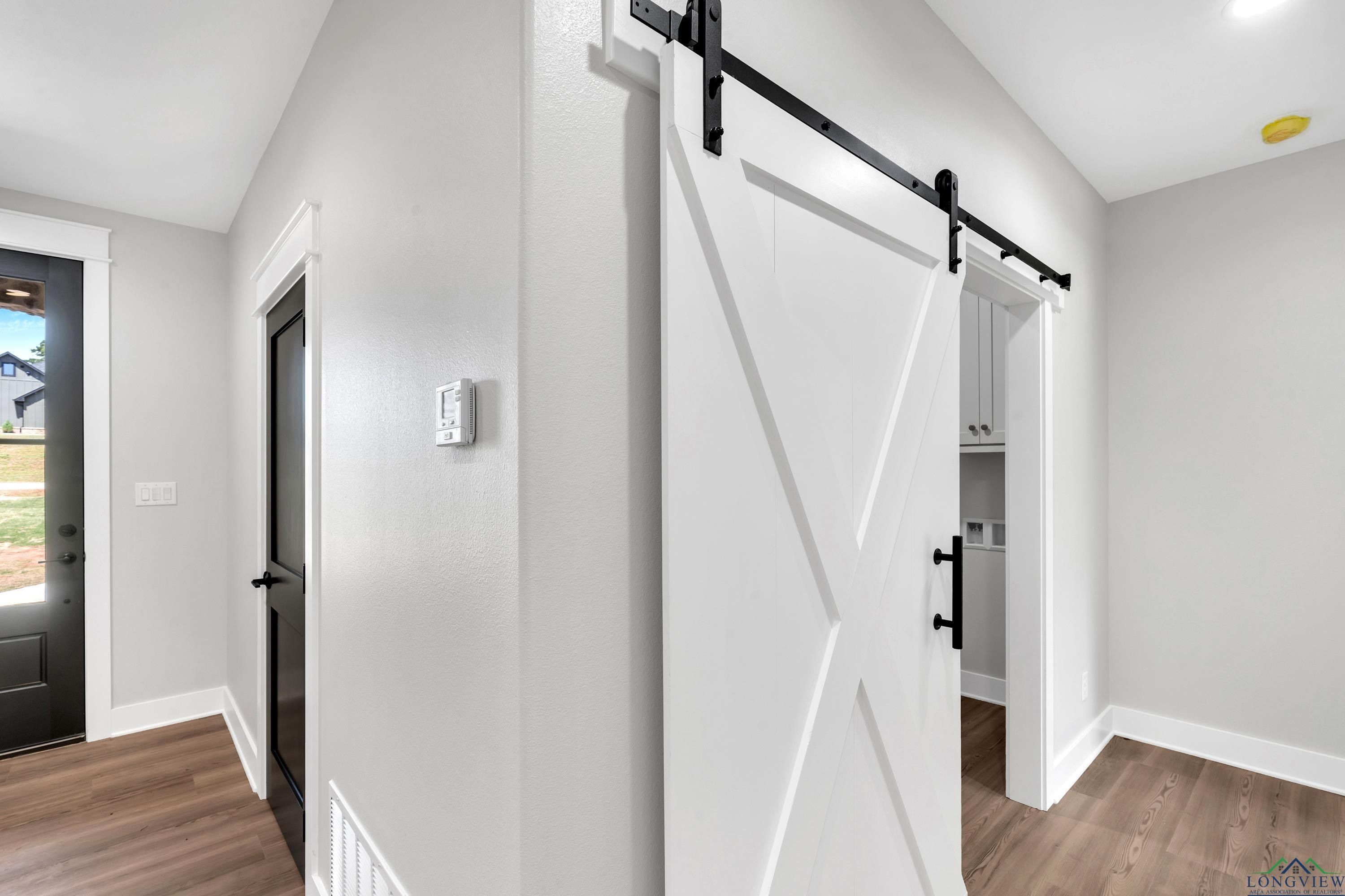 125 Cr 387D. Henderson, TX 75654