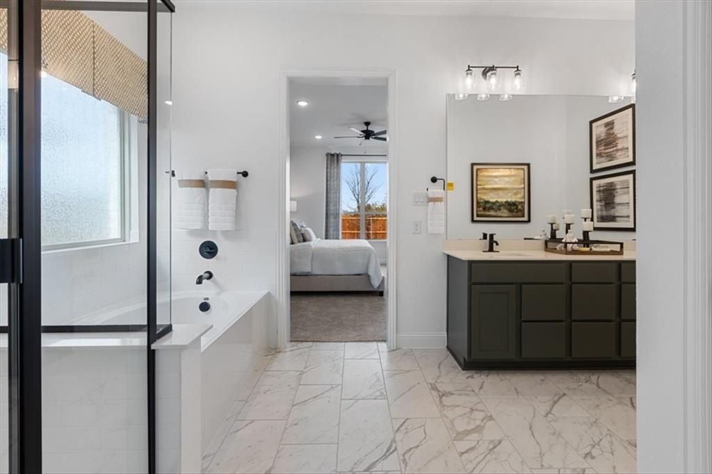 3122 Teasel Trail. Prairie Ridge, TX 76084