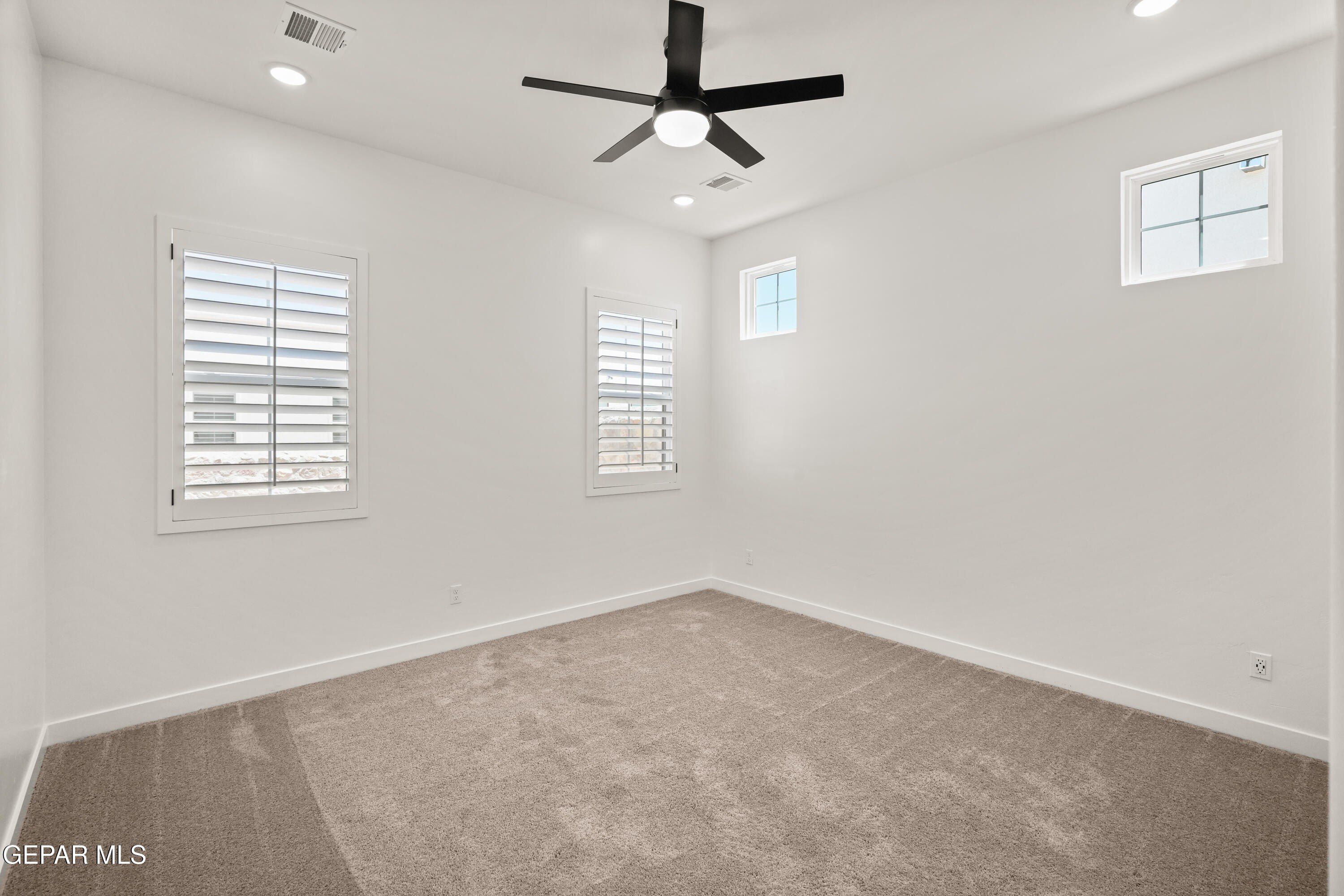 13992 Summer Haill Avenue. El Paso, TX 79928