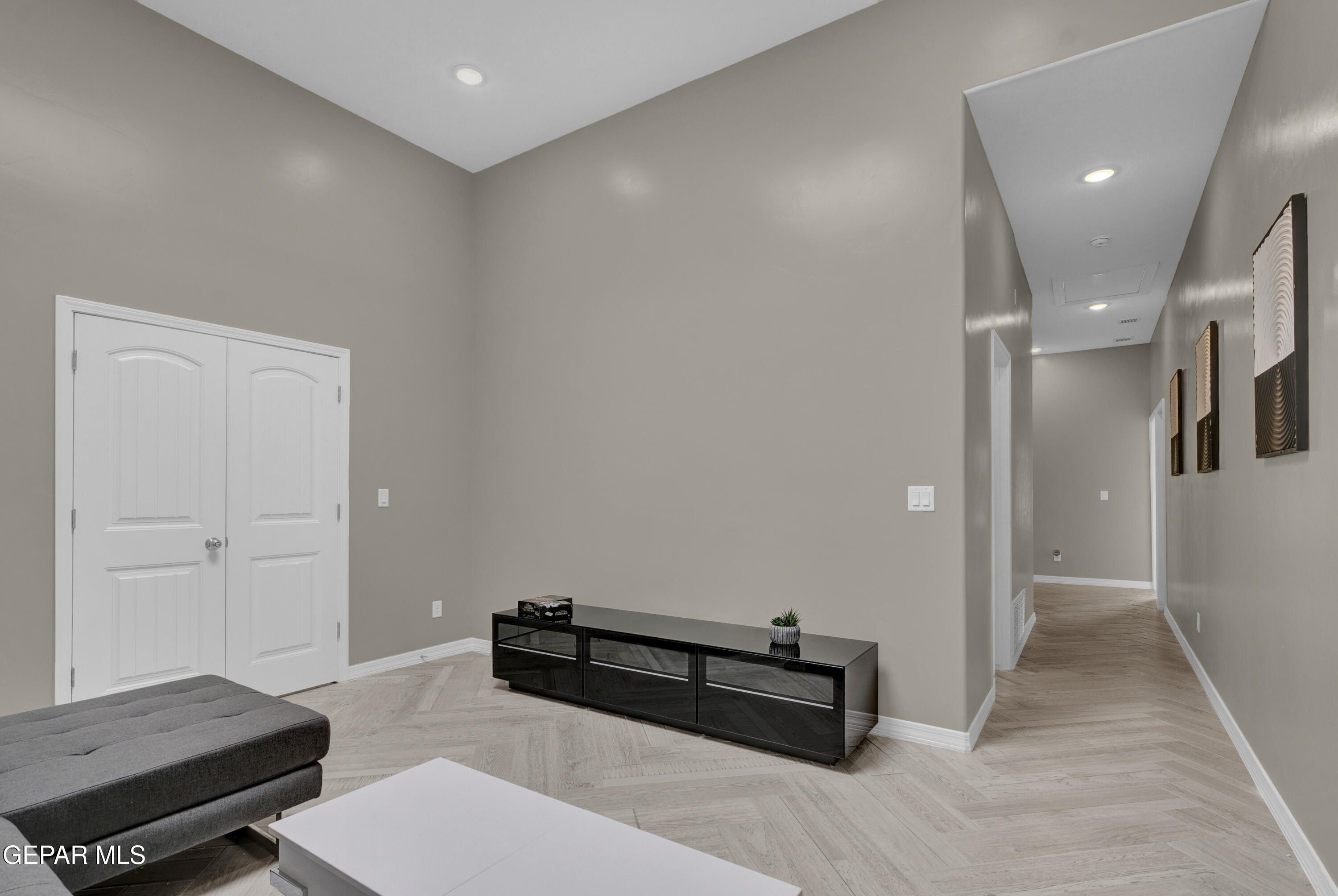 15301 Conviction. El Paso, TX 79938