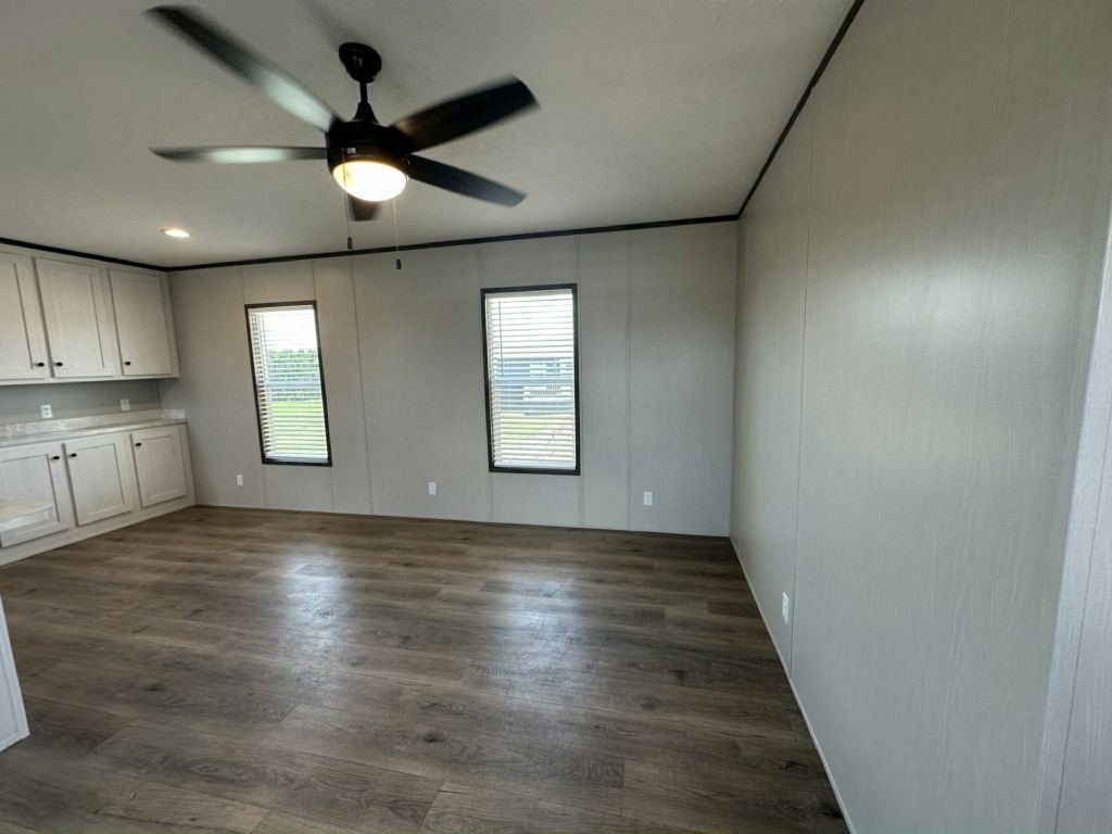 43 Open Range Trail. Willis, TX 77318