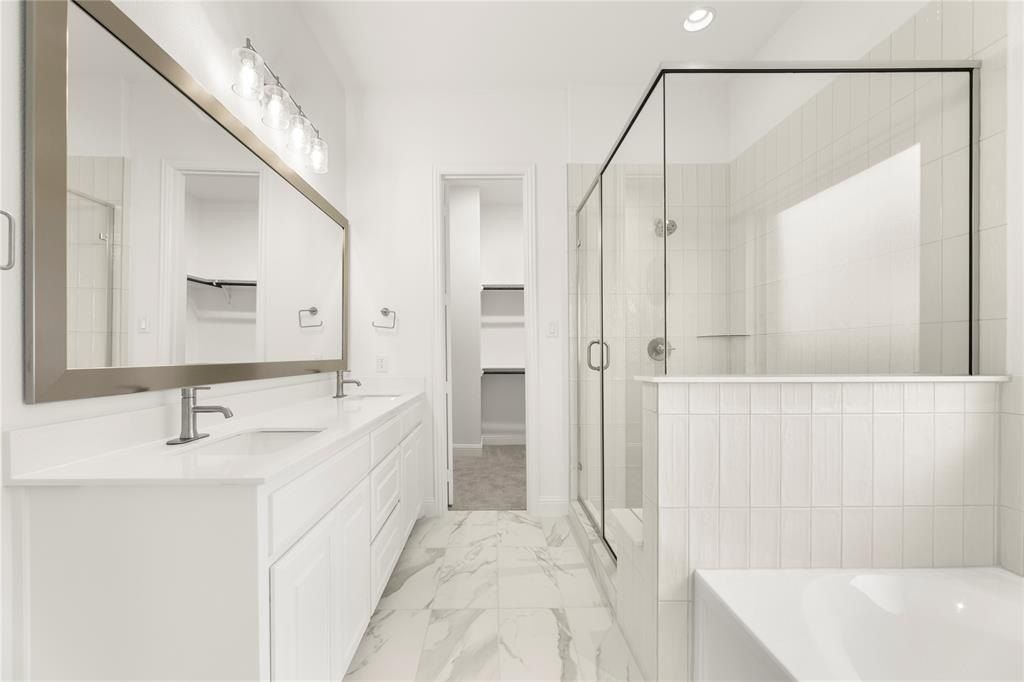 2514 Rockbrook. Garland, TX 75041