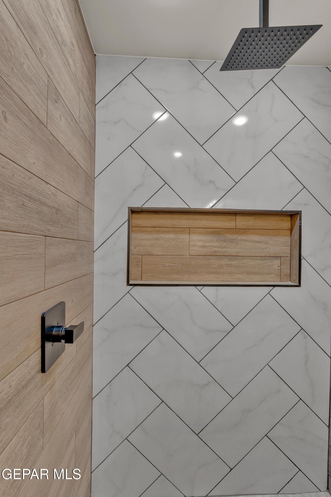 13398 Emerald Pearl Drive. Horizon City, TX 79928