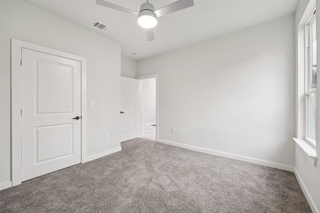 2716 E 12Th Street. Fort Worth, TX 76111