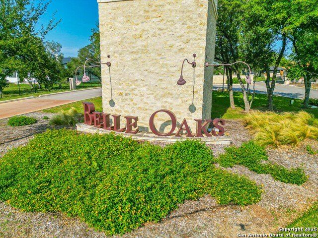 937 Annabelle Ave. Bulverde, TX 78163